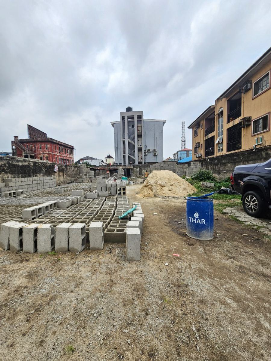 Gorgeously Located Landed Property on a Full Plot, Yaba, Lagos, Mixed-use Land for Sale