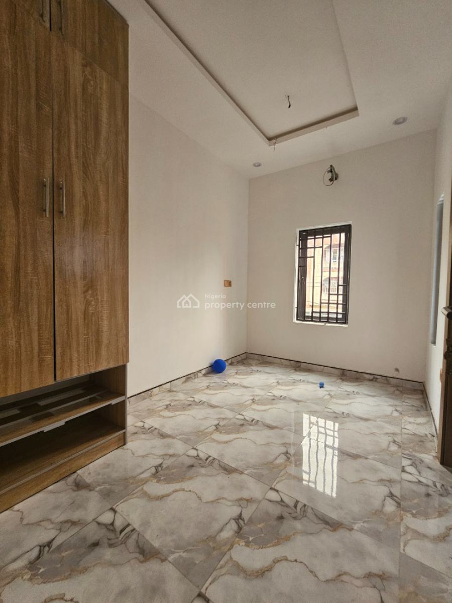 Gorgeously Built 3 Bedroom Apartment, Surulere, Lagos, Flat / Apartment for Sale