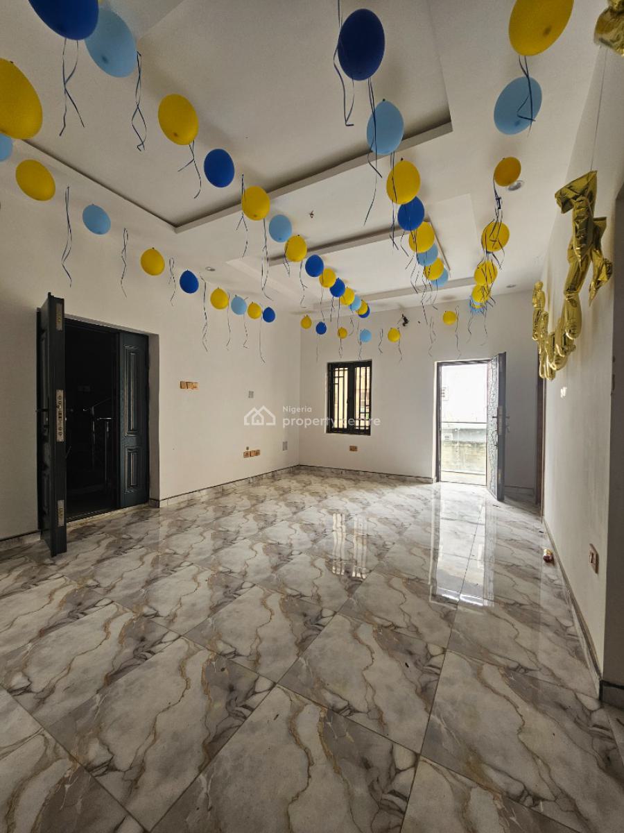 Gorgeously Built 3 Bedroom Apartment, Surulere, Lagos, Flat / Apartment for Sale