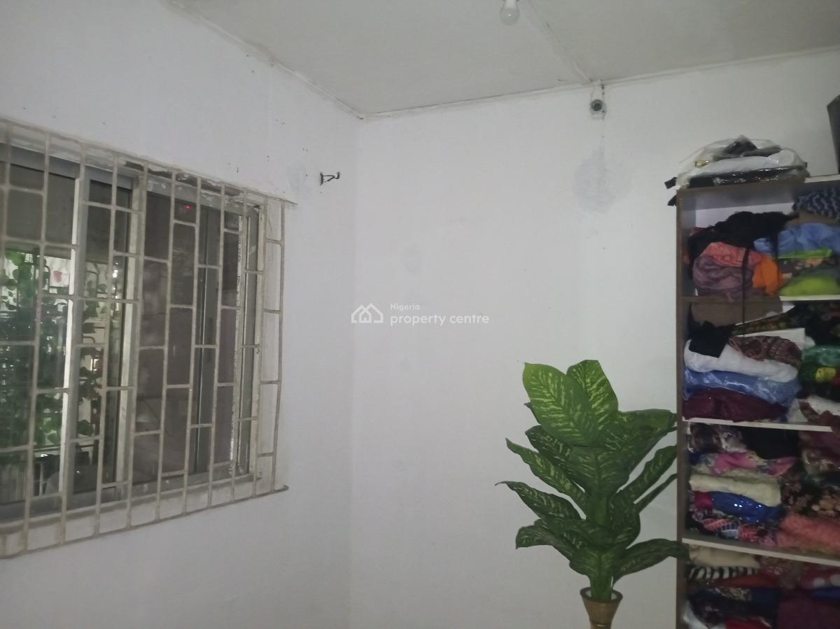 a Nice Room in a Shared Apartment, Abraham Adasanya Estate, Ajiwe, Ajah, Lagos, Self Contain (single Rooms) for Rent