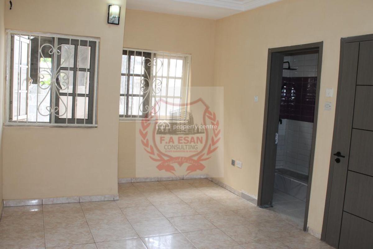 Spacious 4 Bedroom Semi Detached Duplex, Lekki Phase 1, Lekki, Lagos, Semi-detached Duplex for Rent