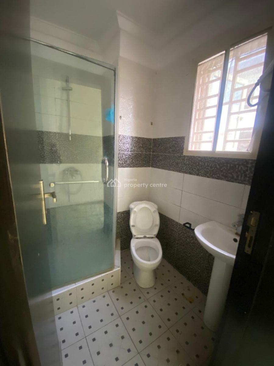 Well Finished Fully Serviced 4 Bedroom Maisonette with a Room Bq, Lekki Phase 1, Lekki, Lagos, Terraced Duplex for Rent