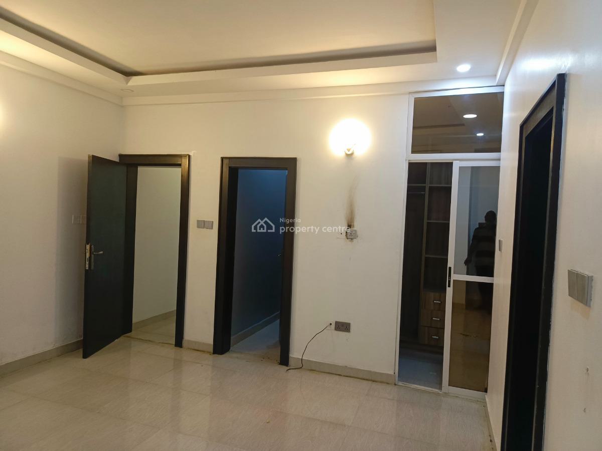 Luxury 2 Bedroom Flat, Apo Legislative Quarters, Apo, Abuja, Flat / Apartment for Rent