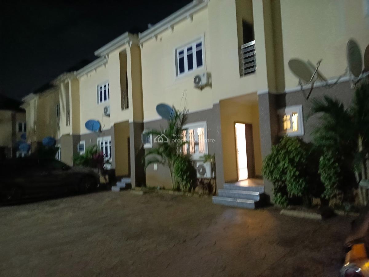 Luxury 2 Bedroom Flat, Apo Legislative Quarters, Apo, Abuja, Flat / Apartment for Rent