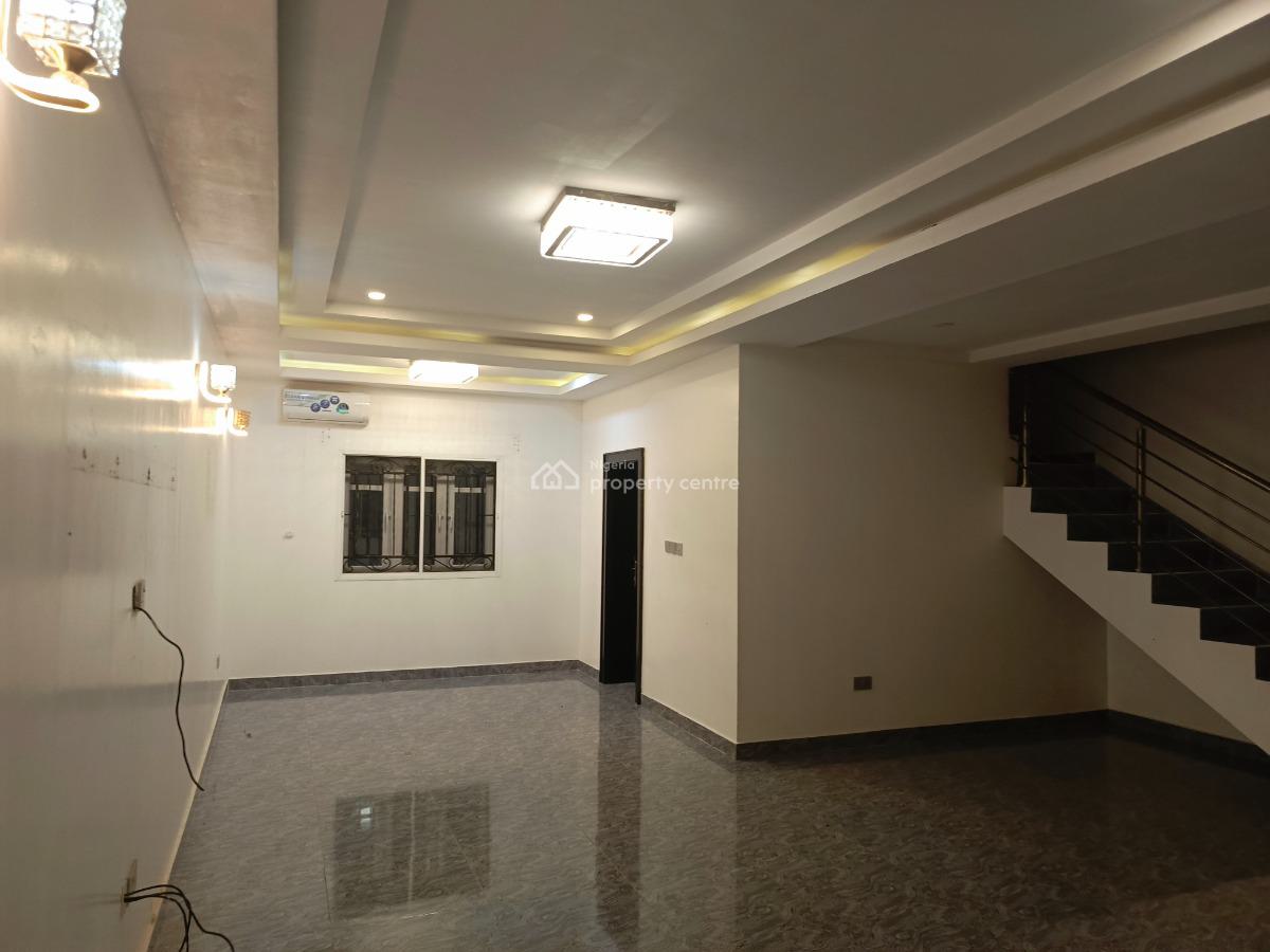 Luxury 2 Bedroom Flat, Apo Legislative Quarters, Apo, Abuja, Flat / Apartment for Rent