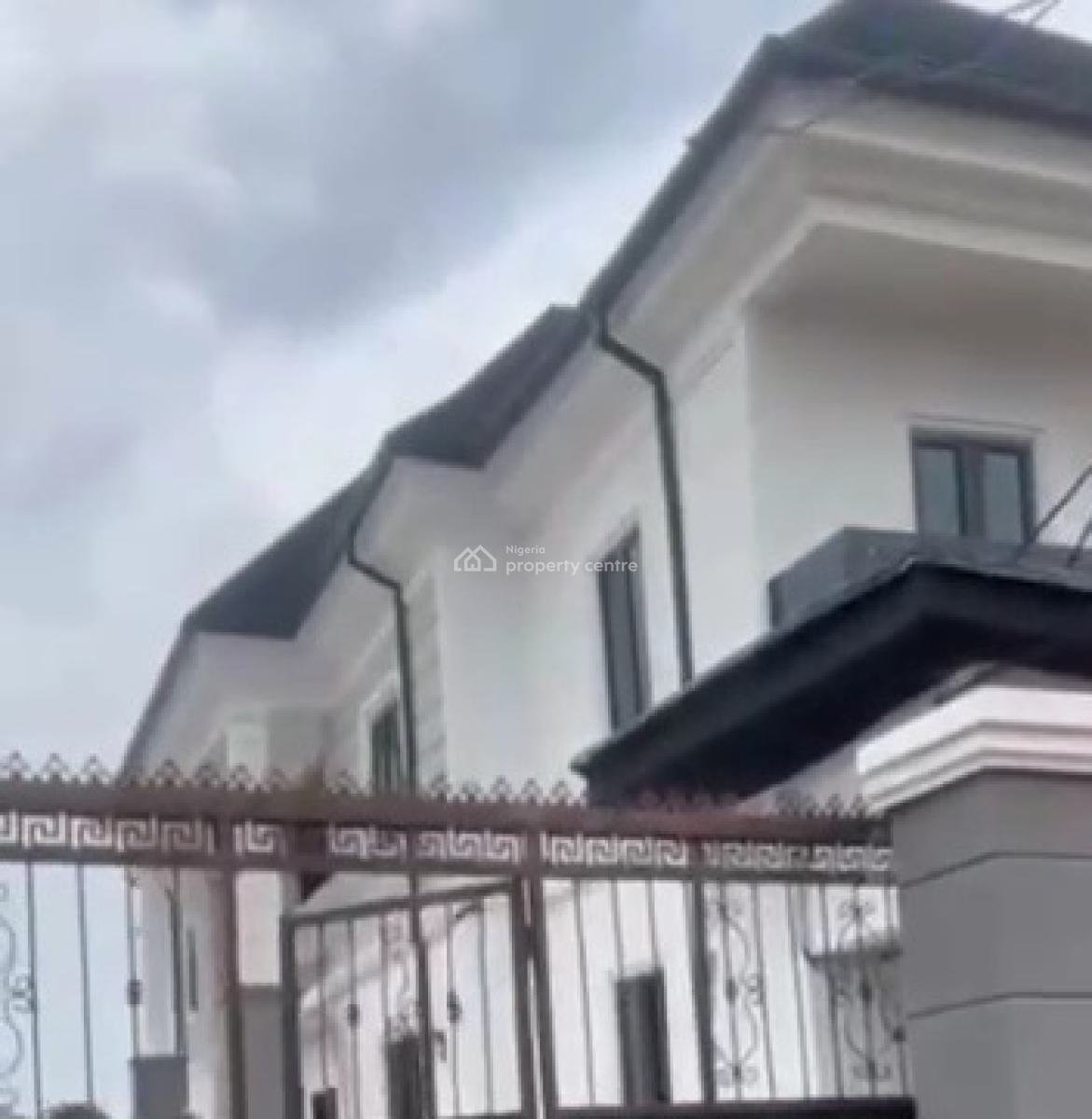 4flat of 3 Masters Bedrooms Each 100ft By 100ft Land, Peanut Road Junction, Off Sapele Road Benin City, Benin, Oredo, Edo, Block of Flats for Sale