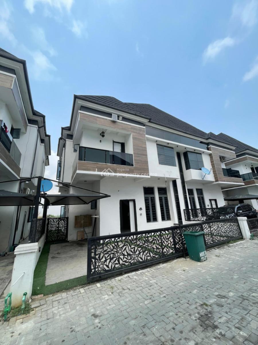 Well Maintained 4 Bedroom Semi Detached Duplex+bq Chevron Lekki Lagos, Chevron Lekki Lagos, Lekki, Lagos, Semi-detached Duplex for Sale