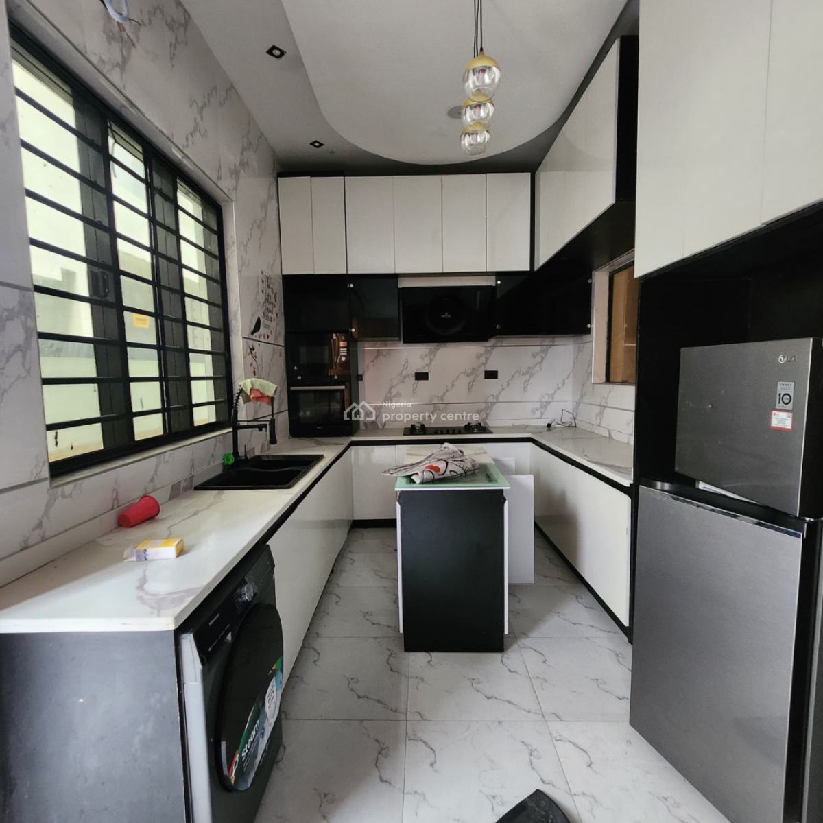 5-bedroom Duplex + Bq (unfurnished), Chevron, Lekki, Lagos, Detached Duplex for Rent