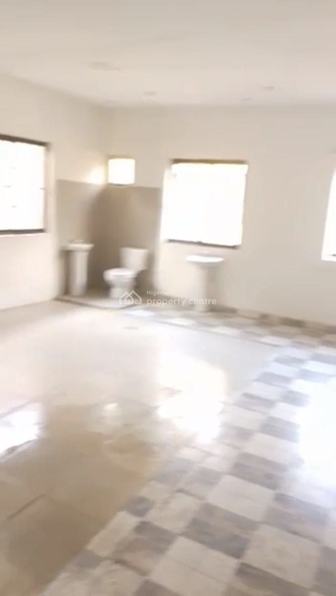 160sqmt Open Plan Space (upstairs), Off Toyin Street, Ikeja, Lagos, Office Space for Rent