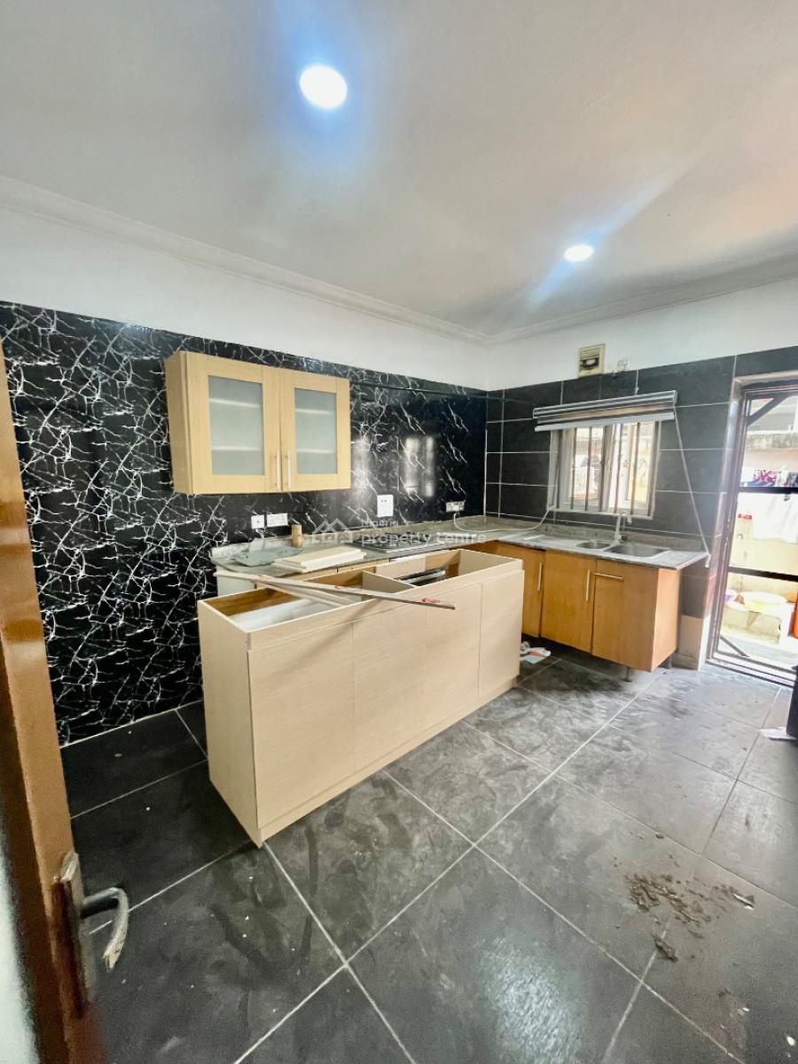 4 Bedroom Terrace Duplex, Osapa, Lekki, Lagos, Terraced Duplex for Sale