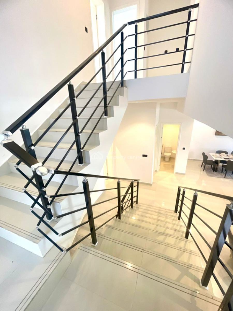 4 Bedroom Semi-detached Duplex, Lagoon District, Lekki Phase 1, Lekki, Lagos, Flat / Apartment for Sale
