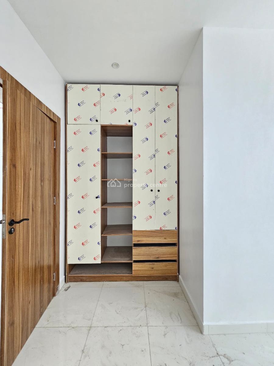 Luxury 2 Bedroom Apartment with Swimming Pool and Elevator, Ideal for Shortlet Investment, Yearly Rental Income, Victoria Island (vi), Lagos, Flat / Apartment for Sale