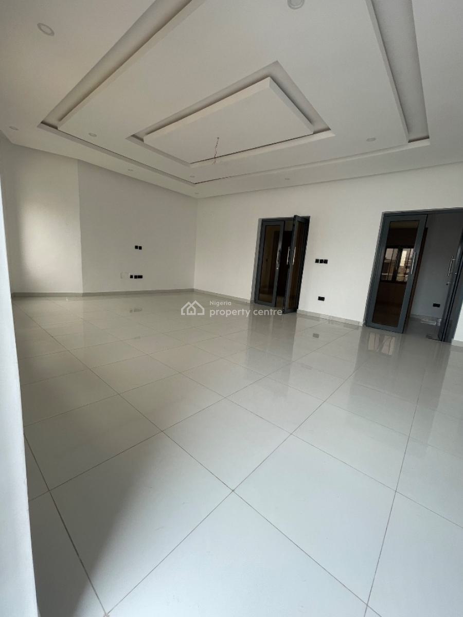 2 Bedroom Penthouse with Bq, Off Admiralty Way, Lekki Phase 1, Lekki, Lagos, Flat / Apartment for Rent