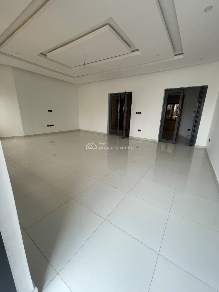 2 Bedroom Penthouse with Bq, Off Admiralty Way, Lekki Phase 1, Lekki, Lagos, Flat / Apartment for Rent