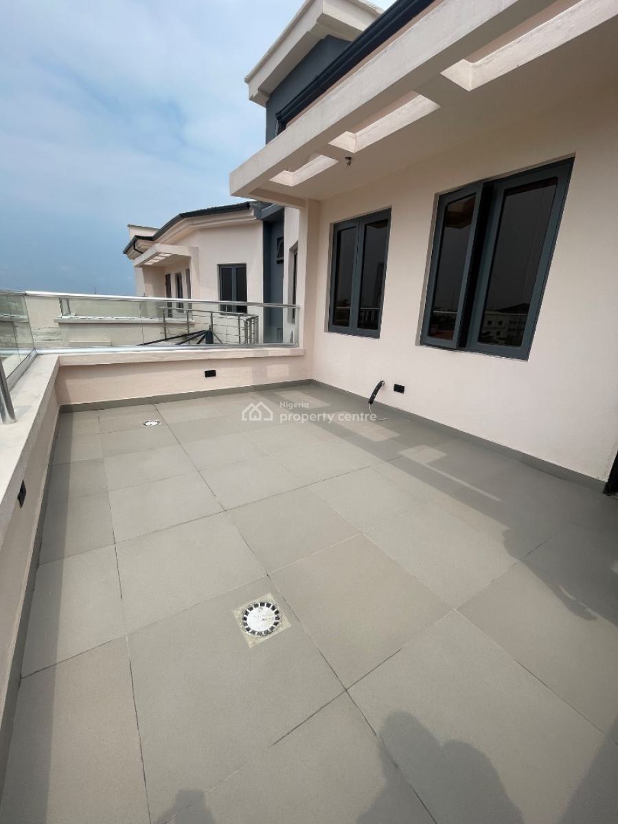 2 Bedroom Penthouse with Bq, Off Admiralty Way, Lekki Phase 1, Lekki, Lagos, Flat / Apartment for Rent