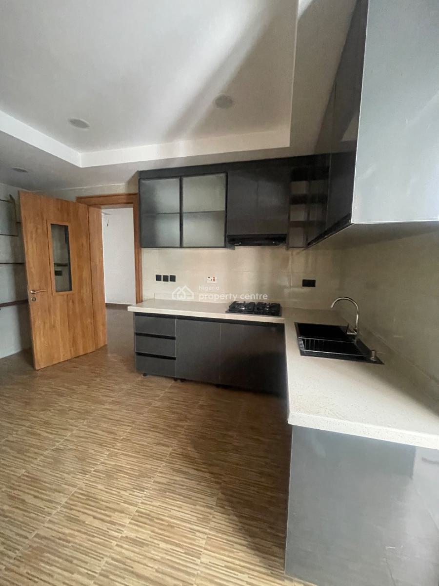 2 Bedroom Penthouse with Bq, Off Admiralty Way, Lekki Phase 1, Lekki, Lagos, Flat / Apartment for Rent