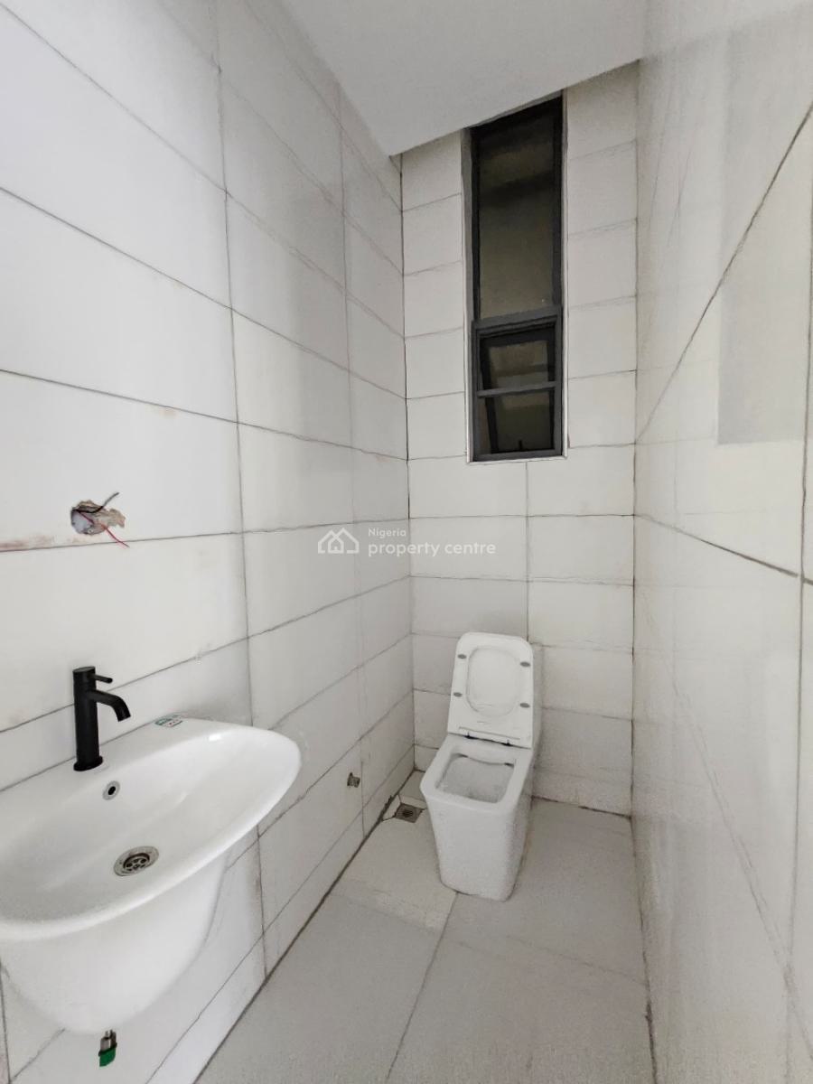 Newly Built 2 Bedroom Apartment with Gym, Elevator and Swimming Pool, Fast Selling Luxury Apartments Within a Call to Access Estate, Victoria Island (vi), Lagos, Flat / Apartment for Sale