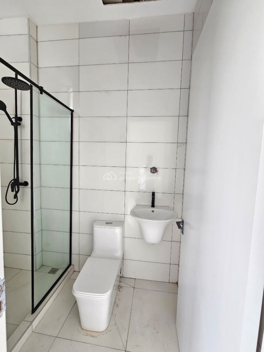 Newly Built 2 Bedroom Apartment with Gym, Elevator and Swimming Pool, Fast Selling Luxury Apartments Within a Call to Access Estate, Victoria Island (vi), Lagos, Flat / Apartment for Sale