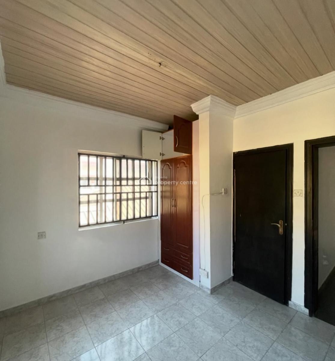 Luxurious 2/3 Bedroom Apartment, Lekki Phase 1, Lekki, Lagos, Flat / Apartment for Rent