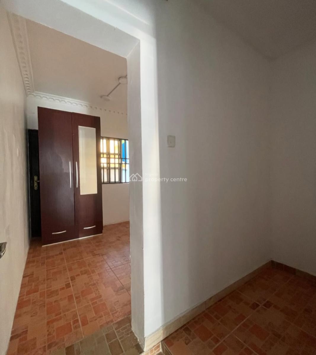 Luxurious 2/3 Bedroom Apartment, Lekki Phase 1, Lekki, Lagos, Flat / Apartment for Rent