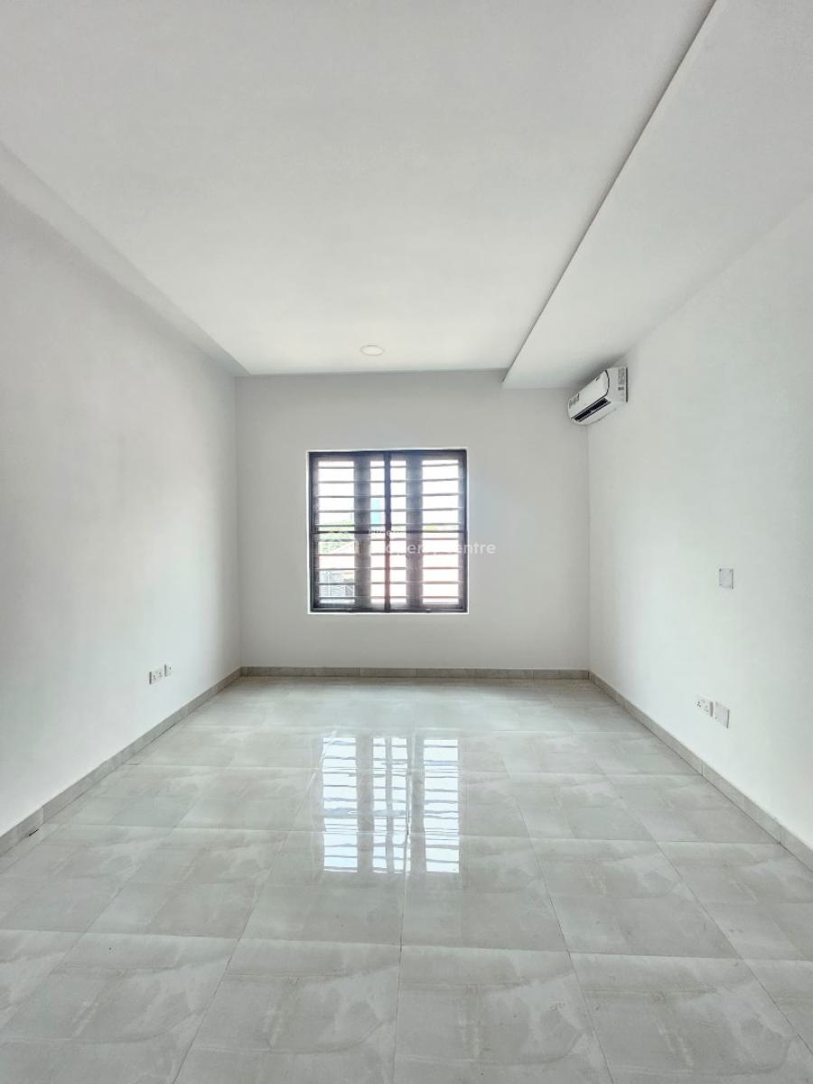 Very Spacious 5 Bedroom Terrace with Swimming Pool in an Estate, Newly Built Home Within a Family Friendly Neighborhood, Victoria Island (vi), Lagos, Terraced Duplex for Sale