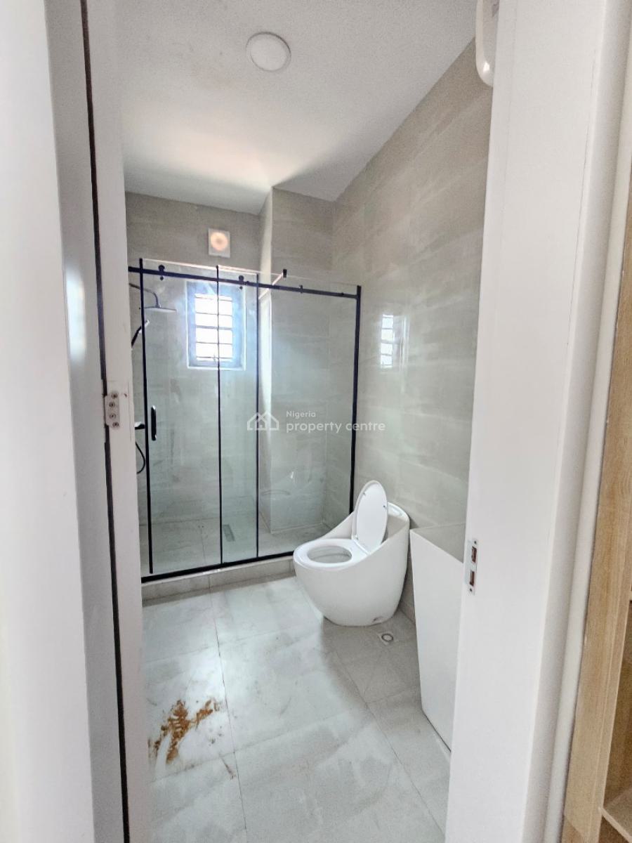 Very Spacious 5 Bedroom Terrace with Swimming Pool in an Estate, Newly Built Home Within a Family Friendly Neighborhood, Victoria Island (vi), Lagos, Terraced Duplex for Sale