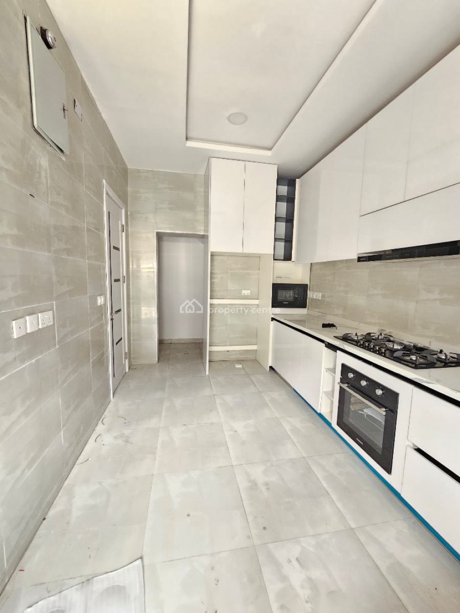 Very Spacious 5 Bedroom Terrace with Swimming Pool in an Estate, Newly Built Home Within a Family Friendly Neighborhood, Victoria Island (vi), Lagos, Terraced Duplex for Sale