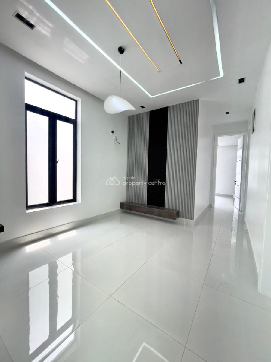 ️*remarkably Built Luxury 5 Bedr Smart Home with Swimming Pool , Gym, 2nd Toll Gate, Lekki, Lagos, Detached Duplex for Sale