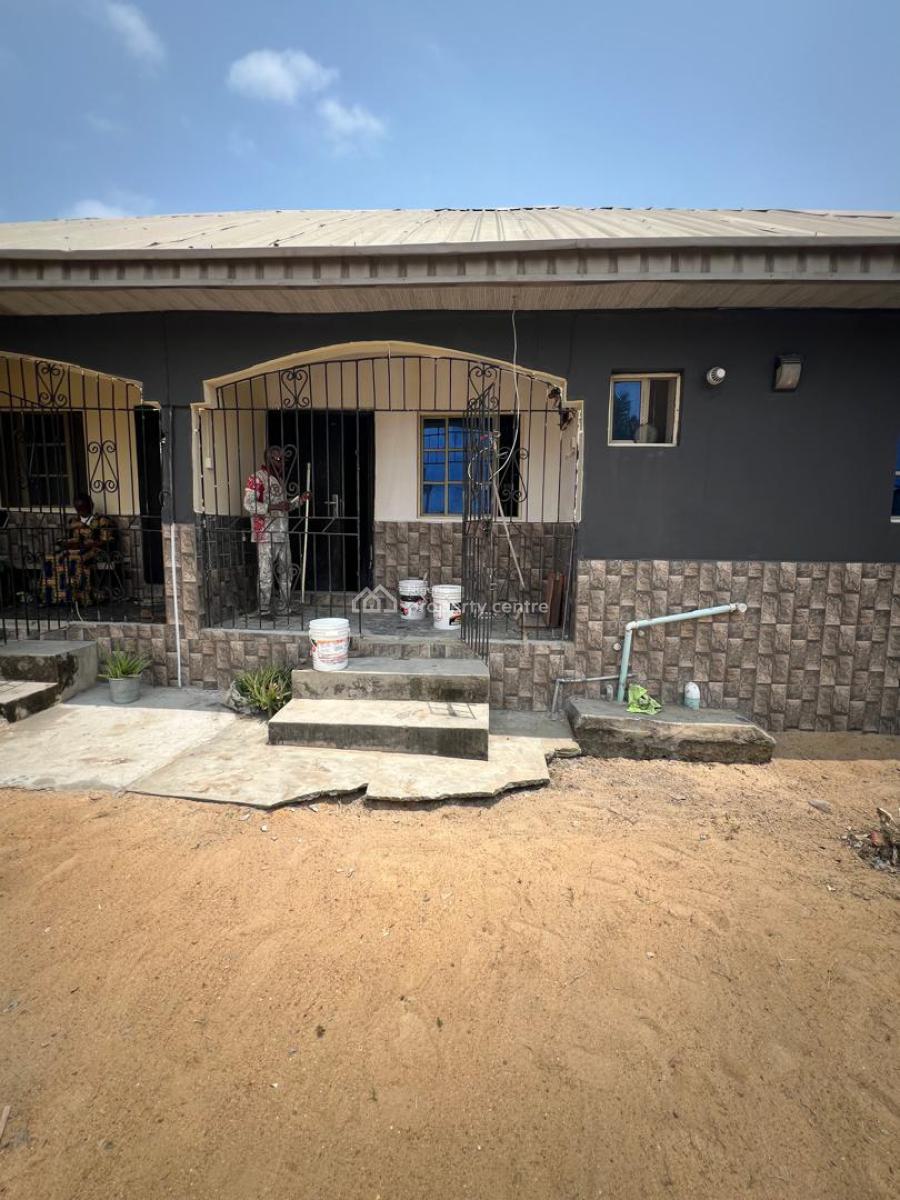 Massive 2bedroom Flat Bungalow, Abule Parapo Awoyaya Ibeju-lekki, Awoyaya, Ibeju Lekki, Lagos, Flat / Apartment for Rent