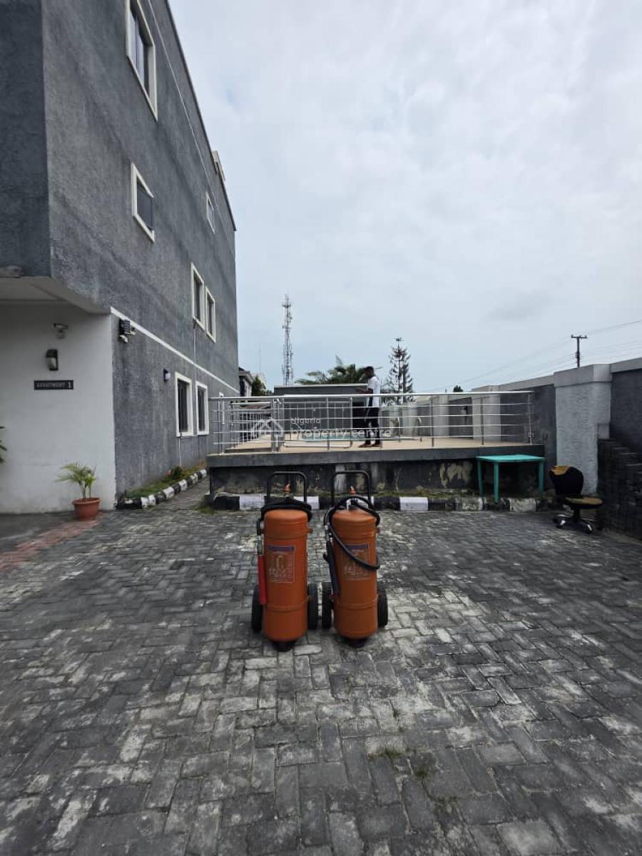 4-bedroom Terrace Duplex with Bq, Lekki Phase 1 Off Admiralty Way, Lekki, Lagos, Terraced Duplex for Rent