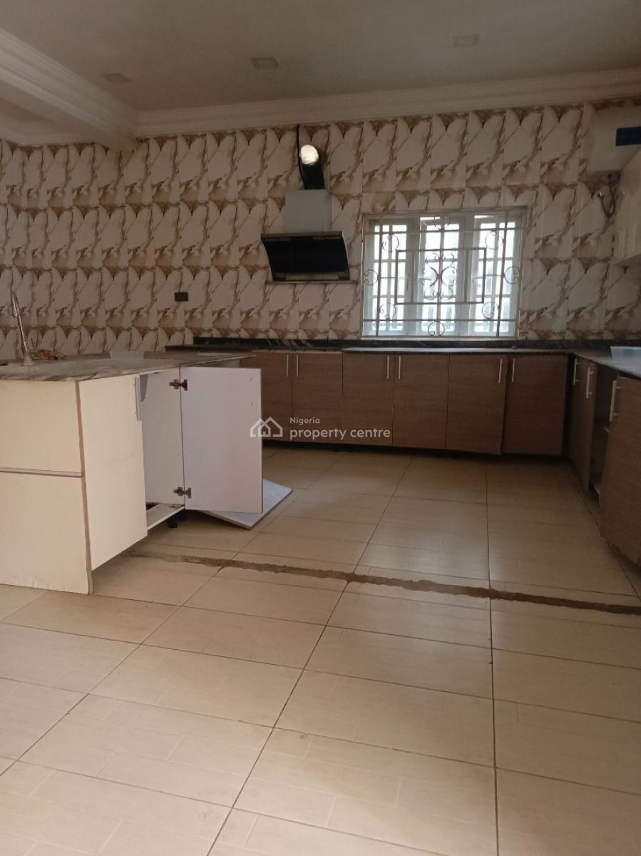 Spacious 5 Bedroom Semi Detached Duplex with Its Separate Compound, Guzape District, Abuja, Semi-detached Duplex for Rent