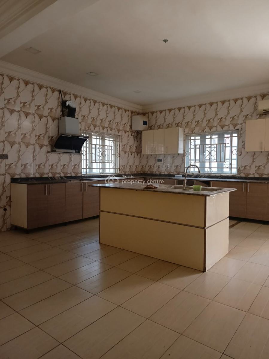 Spacious 5 Bedroom Semi Detached Duplex with Its Separate Compound, Guzape District, Abuja, Semi-detached Duplex for Rent