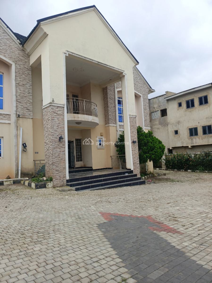 Spacious 5 Bedroom Semi Detached Duplex with Its Separate Compound, Guzape District, Abuja, Semi-detached Duplex for Rent