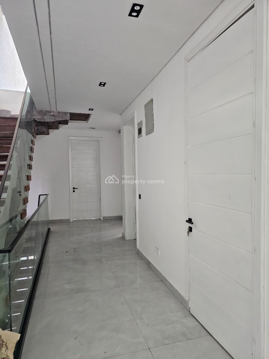 5 Bedrooms Semi Detached Duplex with Bq, Cowrie Creek Estate, Ikate, Lekki, Lagos, Semi-detached Duplex for Sale
