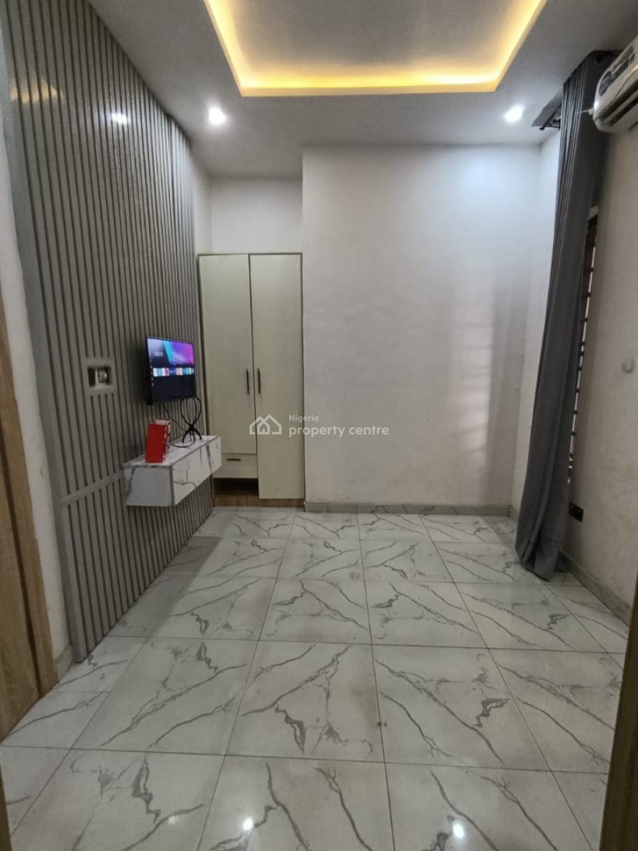 a Luxurious Furnished Self Contained with Studio Kitchen, Ikota Gra, Lekki, Lagos, Self Contain (single Rooms) for Rent