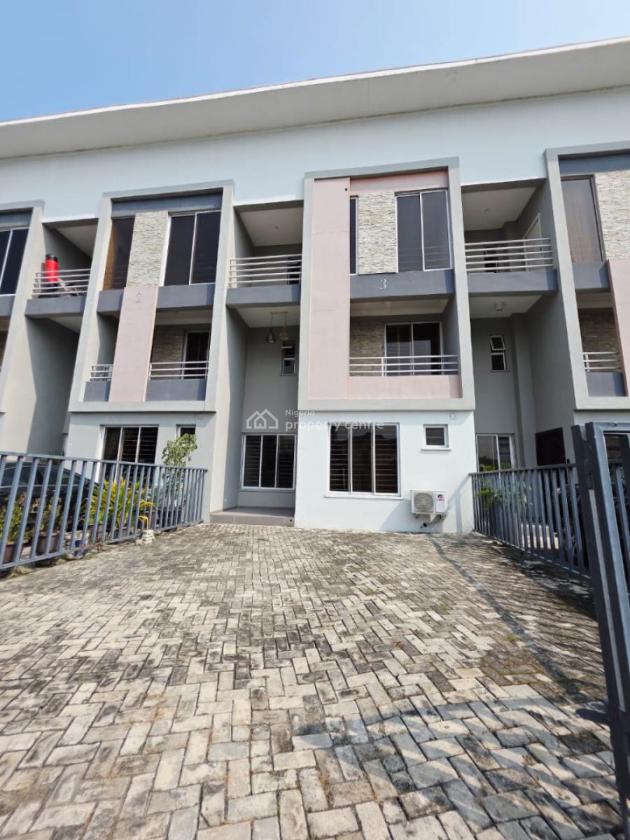 4-bedroom Terrace Duplex with Bq, Lekki Phase 1, Lekki, Lagos, Terraced Duplex for Sale