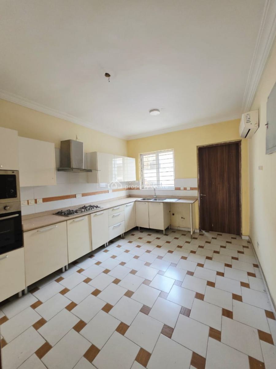4-bedroom Terrace Duplex with Bq, Lekki Phase 1, Lekki, Lagos, Terraced Duplex for Sale