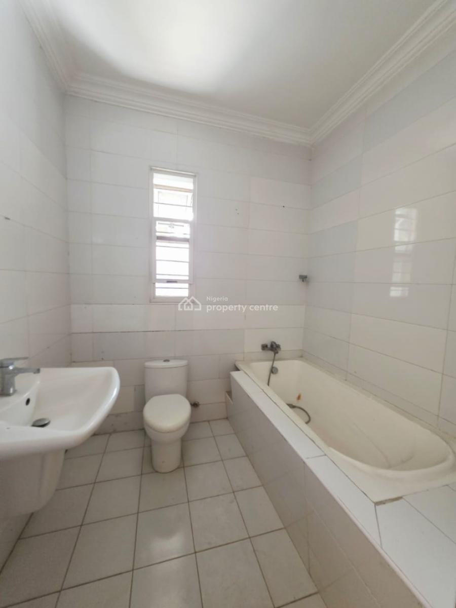 4-bedroom Terrace Duplex with Bq, Lekki Phase 1, Lekki, Lagos, Terraced Duplex for Sale