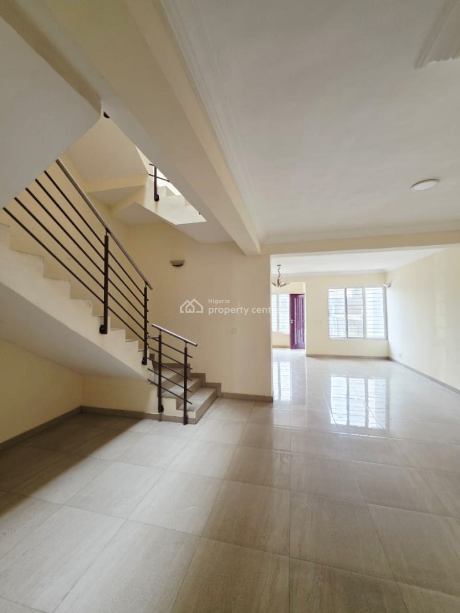 4-bedroom Terrace Duplex with Bq, Lekki Phase 1, Lekki, Lagos, Terraced Duplex for Sale