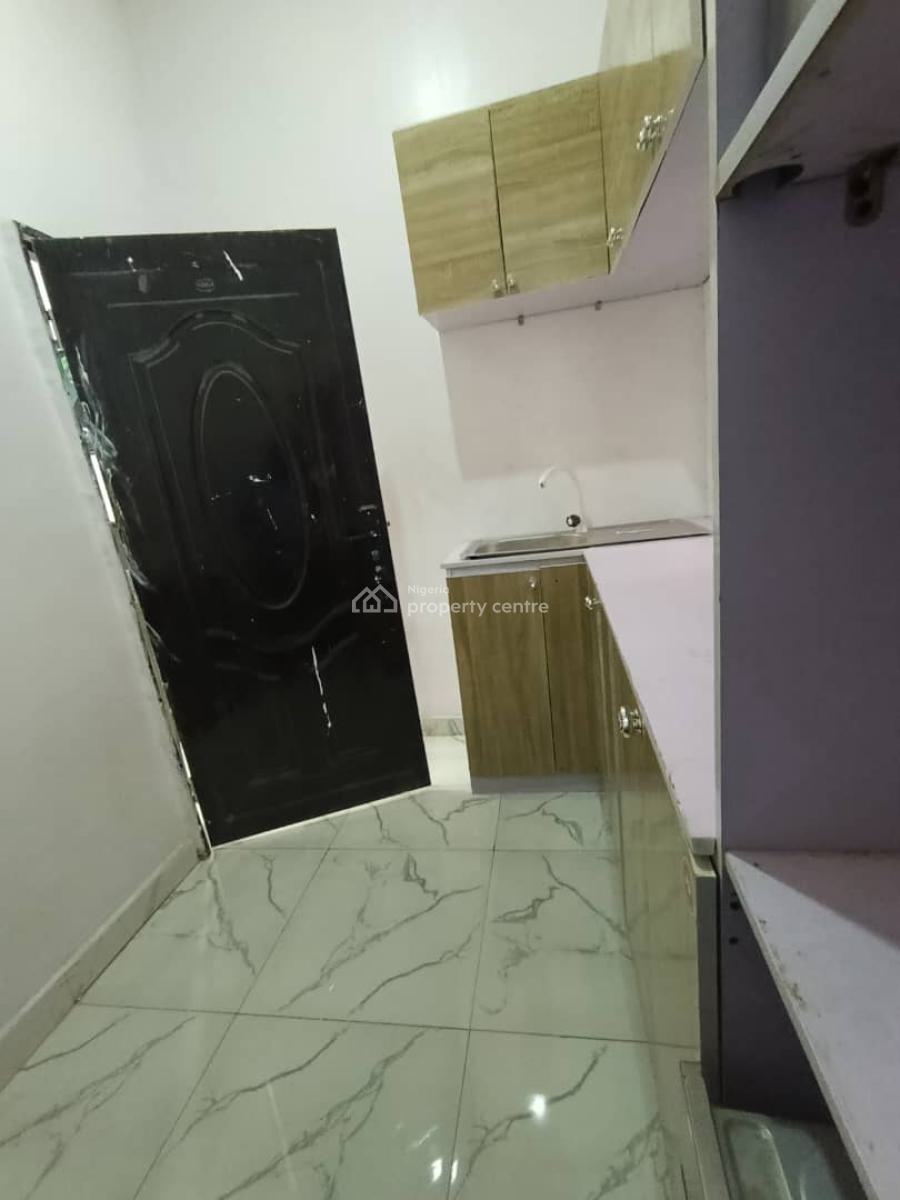 a Luxurious Furnished Self Contained with Separate Prepaid Meter, Ikota Gra, Lekki, Lagos, Self Contain (single Rooms) for Rent