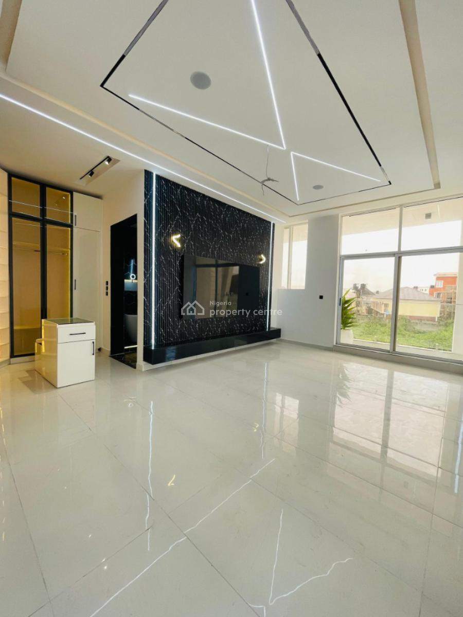 Exquisitely Built 5 Bedrooms Luxury Detached Smart Home with Pool, Ologolo, Lekki, Lagos, Detached Duplex for Sale