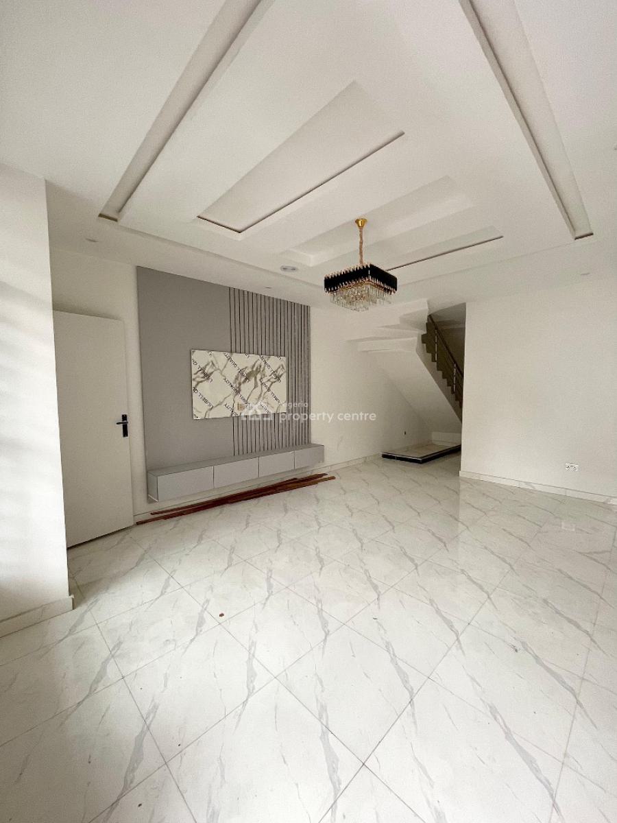 4 Bedrooms Semi Detached Duplex, Ikota Gra, Ikota, Lekki, Lagos, Semi-detached Duplex for Sale