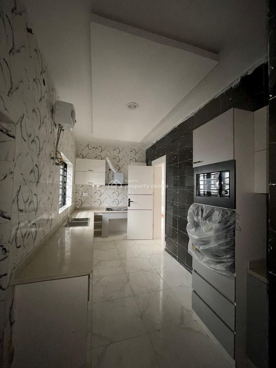 4 Bedrooms Semi Detached Duplex, Ikota Gra, Ikota, Lekki, Lagos, Semi-detached Duplex for Sale