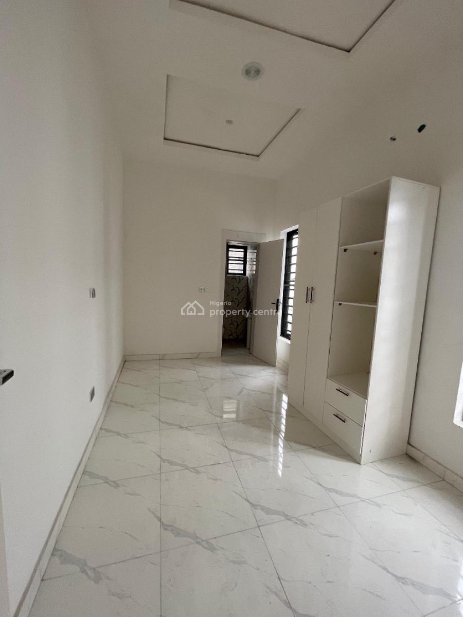4 Bedrooms Semi Detached Duplex, Ikota Gra, Ikota, Lekki, Lagos, Semi-detached Duplex for Sale