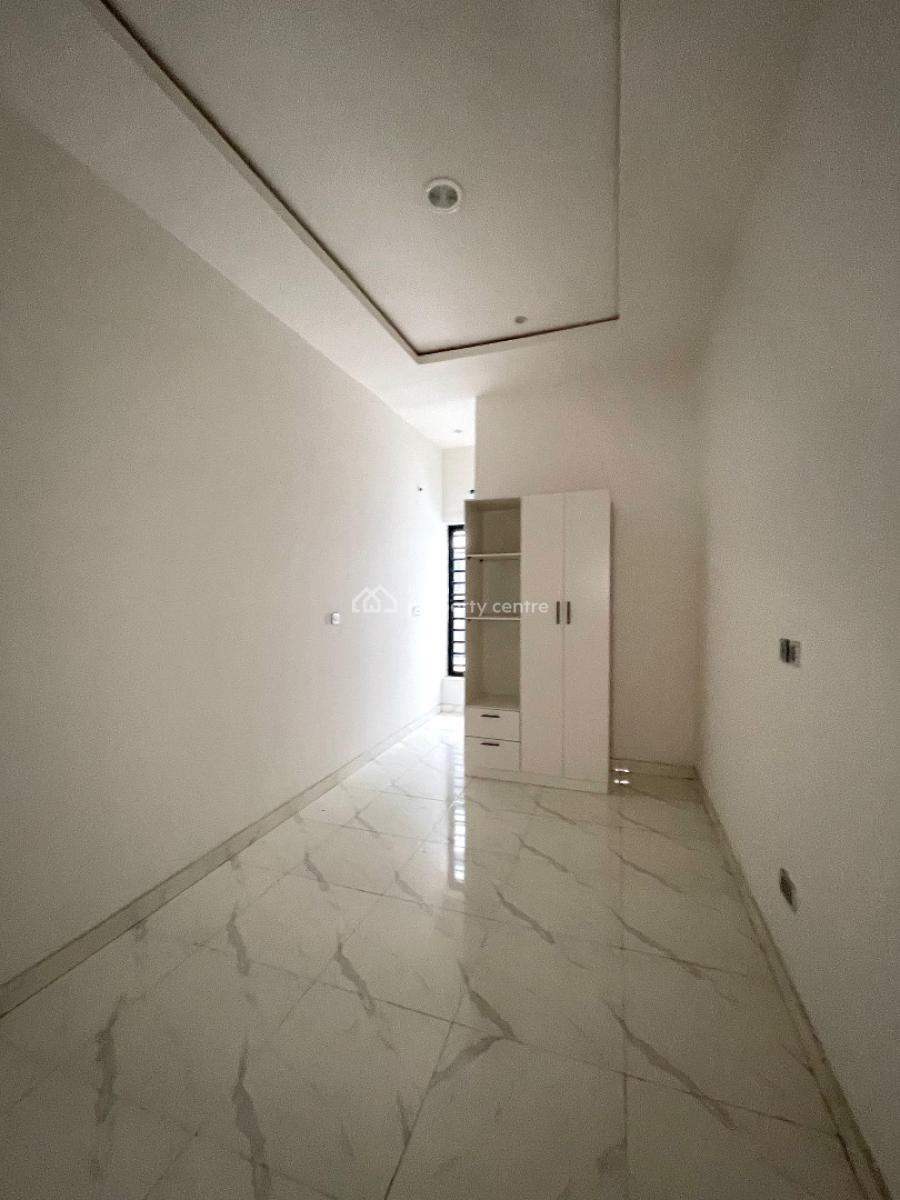 4 Bedrooms Semi Detached Duplex, Ikota Gra, Ikota, Lekki, Lagos, Semi-detached Duplex for Sale