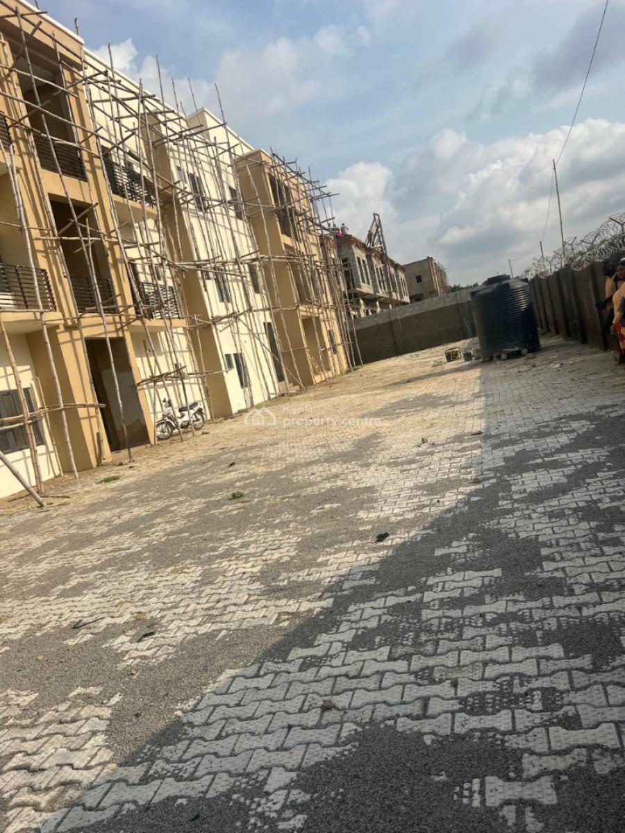 Semi Finished 3 Bedroom Apartments, The Dreks, Dakibiyu, Abuja, Flat / Apartment for Sale
