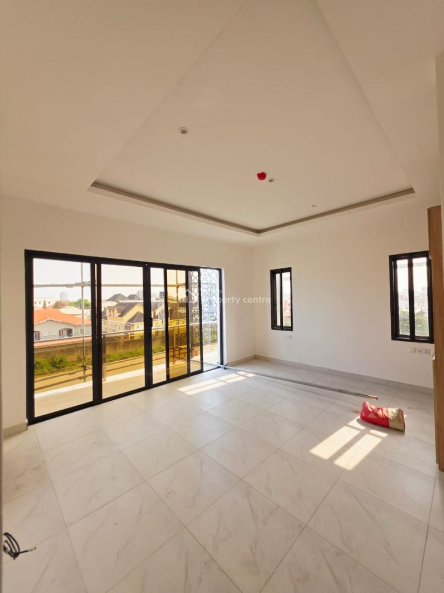 Brand-new 3bedrooms Flat with Bq., Lekki Phase 1, Lekki, Lagos, Flat / Apartment for Rent