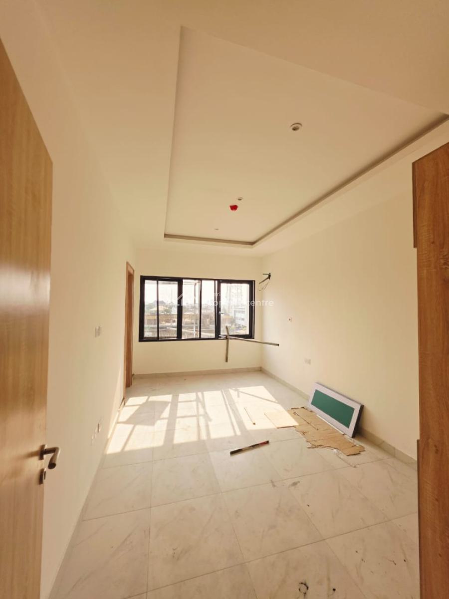 Brand-new 3bedrooms Flat with Bq., Lekki Phase 1, Lekki, Lagos, Flat / Apartment for Rent