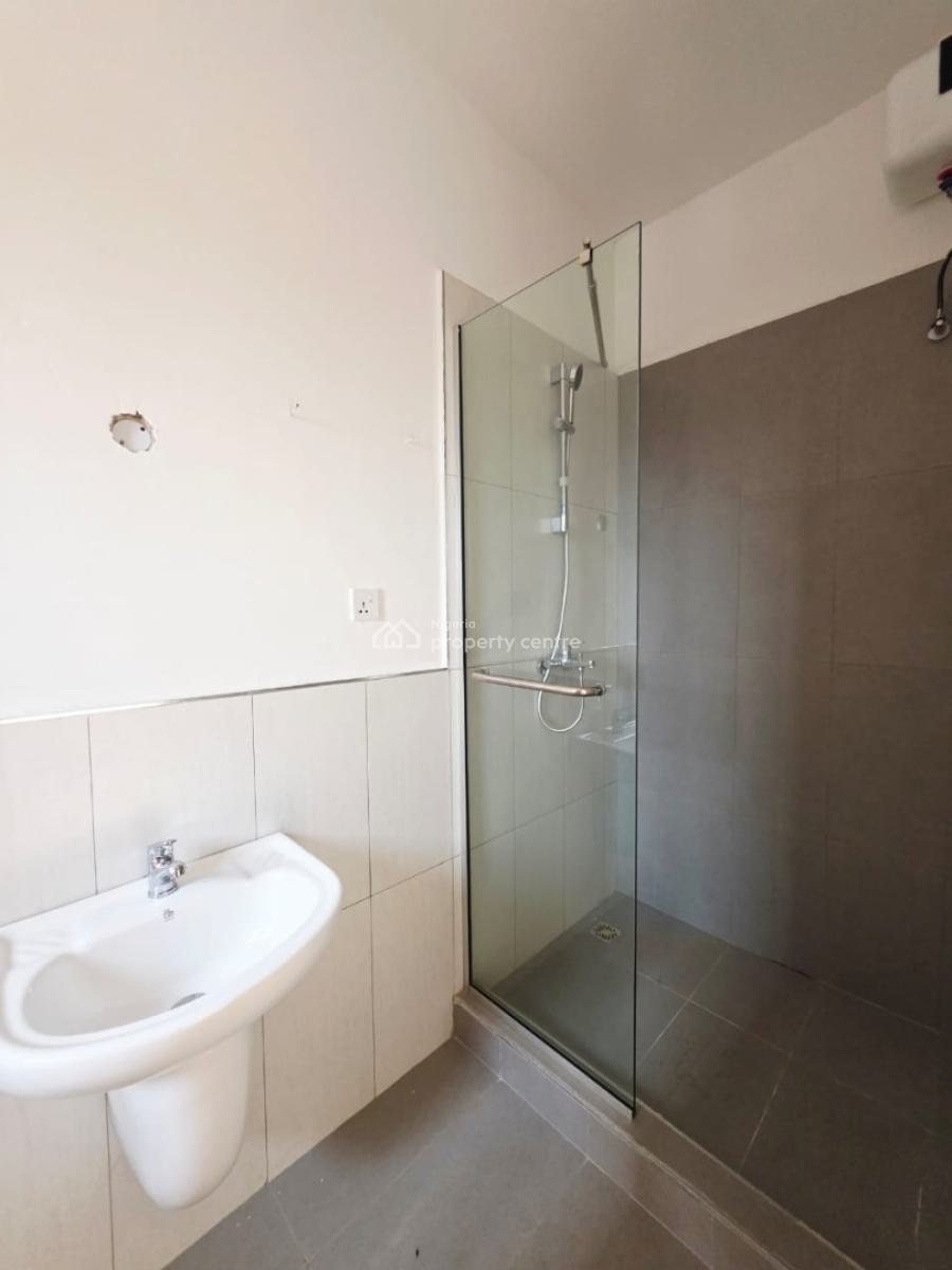 Brand-new 3bedrooms Flat with Bq., Lekki Phase 1, Lekki, Lagos, Flat / Apartment for Rent