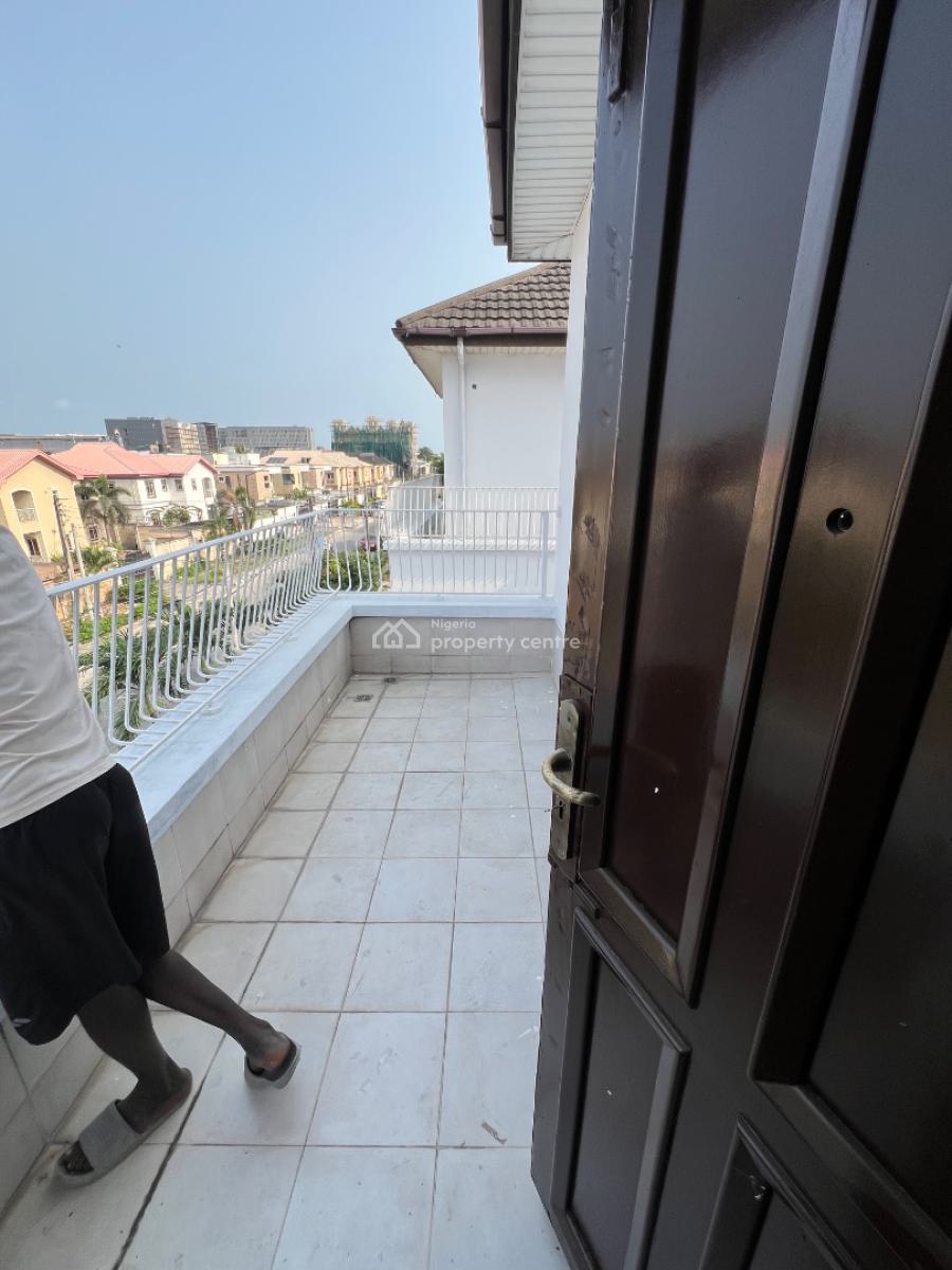 Fully Serviced Super Luxury 3-bedroom Penthouse, Off Admiralty Way, Lekki Phase 1, Lekki, Lagos, Flat / Apartment for Rent